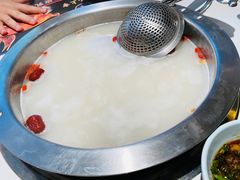 -马家斑.鲜鱼火锅(松湖万科店)