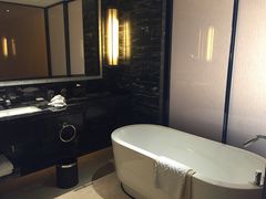 -中山利和希尔顿酒店