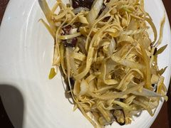 -三个大叔烤羊肉串·歌手驻唱·碳烤鲜肉(西三旗店)