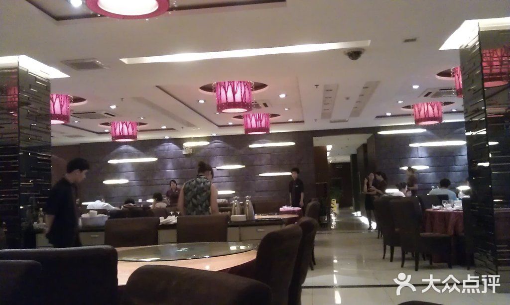 食為天·本地人爱吃的淮扬菜(瘦西湖店)大堂图片