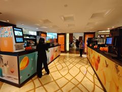 -怡咖啡海鲜自助餐厅(浦东香格里拉店)