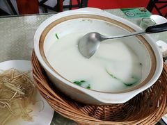 砂锅鱼头汤-鱼水情·农家菜·大鱼头(南山竹海店)