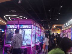 -爱玩嘉年华(龙湖杭州金沙天街店)