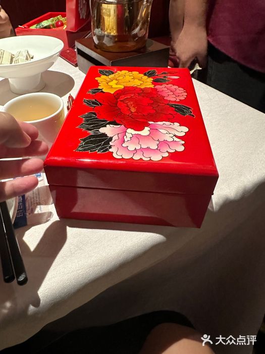 千百味红餐厅·江西菜(绿地双子塔店)图片