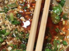 -扎起市井老火锅(乐山总店)
