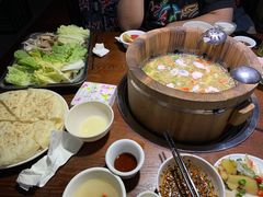 -云鱿记鱿鱼鸡·野生菌火锅(人民南路店)