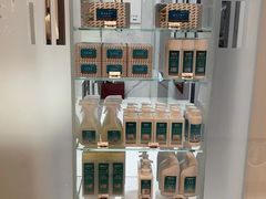 -福奈特洗衣·洗鞋·奢侈品护理(苏河湾店)