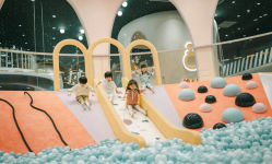 -奈尔宝家庭中心·亲子餐厅(鄞州万达店)