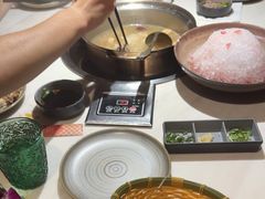 -喃喃椰·糟粕醋·椰子鸡火锅(七堡花园店)