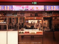 门面-巴奴毛肚火锅(二七万达店)