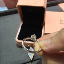 -Zbird钻石小鸟·钻戒婚戒定制高端珠宝私人定制中心