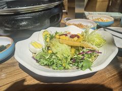 -明洞阿姨·韩式酱蟹烤肉·创意料理(三元桥店)