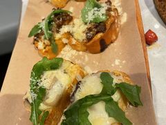 -必胜客(东大桥店)