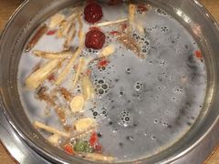 -伊人锅·魔石泡泡鱼