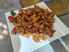 -金牌餐厅·天津菜·八珍豆腐·老爆三(瓷房子店)