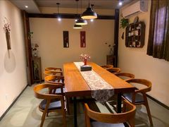 -小草屋轰趴馆别墅派对新场团建家庭聚会