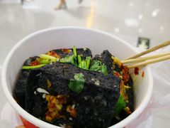 -黑色经典·长沙臭豆腐(粤华路店)