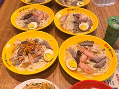 -日头火桂林米粉(兴坪古镇店)