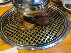 -唯成•韩国炭火烤肉 유성고기