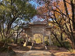 -灵岩山风景区