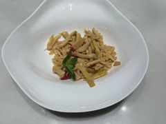 -泓历皇朝酒店(东亭店)