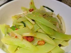 -味上湘菜馆(阿波罗店)
