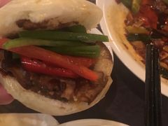 -粤尚腾香居中餐厅(首都机场希尔顿店)