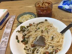 -牛八宝桂林米粉(八里庄店)