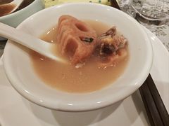 -莲餐厅·湖北菜·潜江小龙虾店(愚园路店)