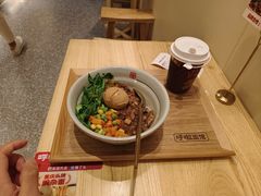 -呼啦面馆·头牌豌杂面(建新东路店)