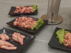 -啊美丽炭火烤肉(滑翔一店)