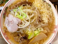 -拉面莊夢語＆中华料理八椿