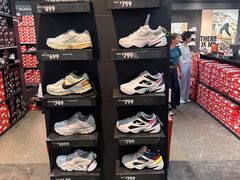 -NIKE上海青浦优选体验店