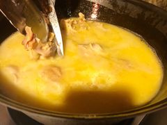 -鲜入围煮花胶鸡海鲜火锅