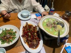 -黄泥岗·地道湖北菜(奥特莱斯店)