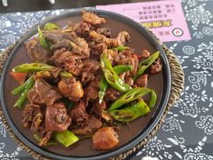-八两八金·莱芜特色炒鸡(市南漳浦路店)