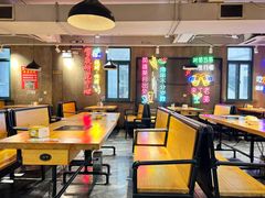 大堂-新疆烧烤王(广灵店)