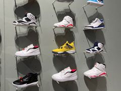 -Air Jordan(世贸天阶店)