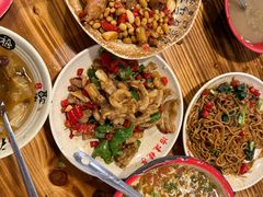 -冶建镜子·老南昌大排档·江西虾王(总店)