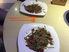 -蒙肥羊·酸汤潮牛·鲜牛肉火锅烤肉自助(岗顶店)