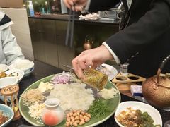 -得意咚瓜·顺德鱼生·冬瓜火锅(深圳首店)