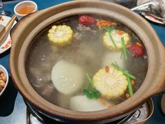 -邹开喜·小海鲜醉鸡煲·潮汕鲜切牛肉店(襄阳北路店)