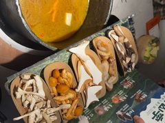 -芸山季·云南野生菌火锅(人民广场来福士店)