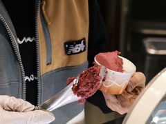 雷司令煮啤梨-Dip in Gelato(富民路店)
