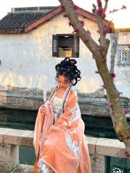 -一揽芳华汉服旗袍体验馆(拙政园店)