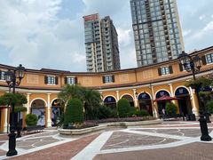 -佛罗伦萨小镇广佛名品奥特莱斯(疏港路店)