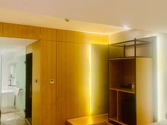 -优逸酒店(柳州窑埠古镇万象城店)