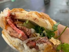 -Bánh Mì Huynh Hoa