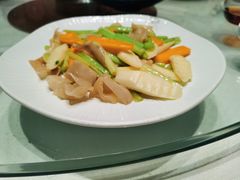 香芹淮山炒竹耳-广东道至正餐厅(区庄店)