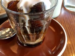 -ROAST coffee & eatery